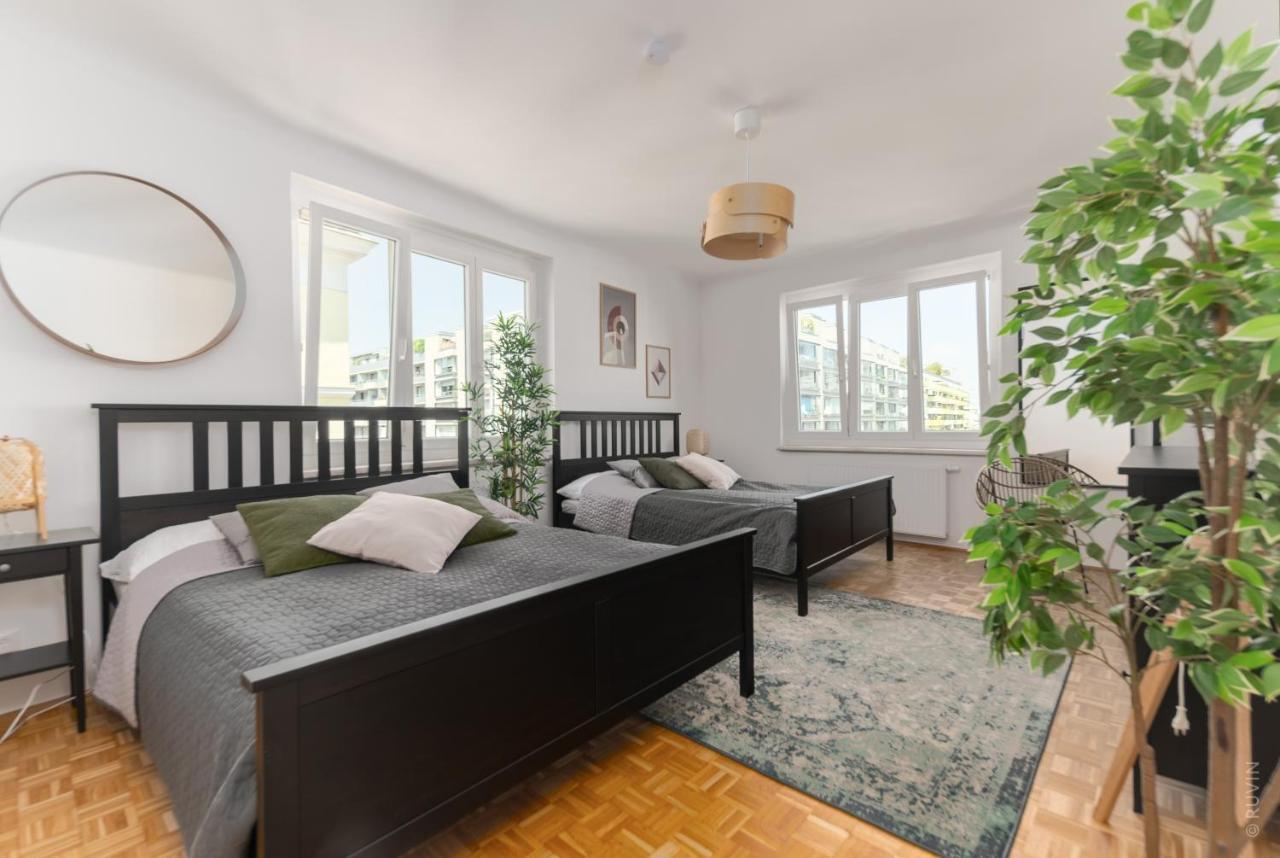 King Bed Home, 3 Bed Rooms, Perfect For Long Term Stay Vienna Luaran gambar